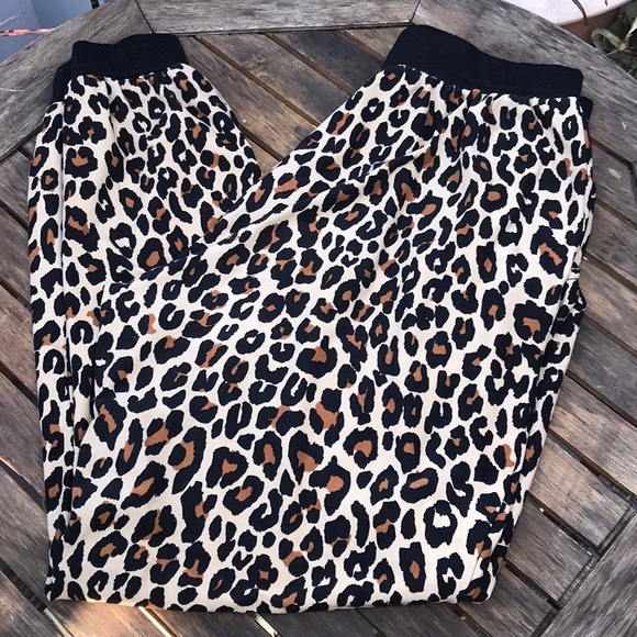 eye candy Pants - Eye❤️Candy leopard pocketed joggers size Large